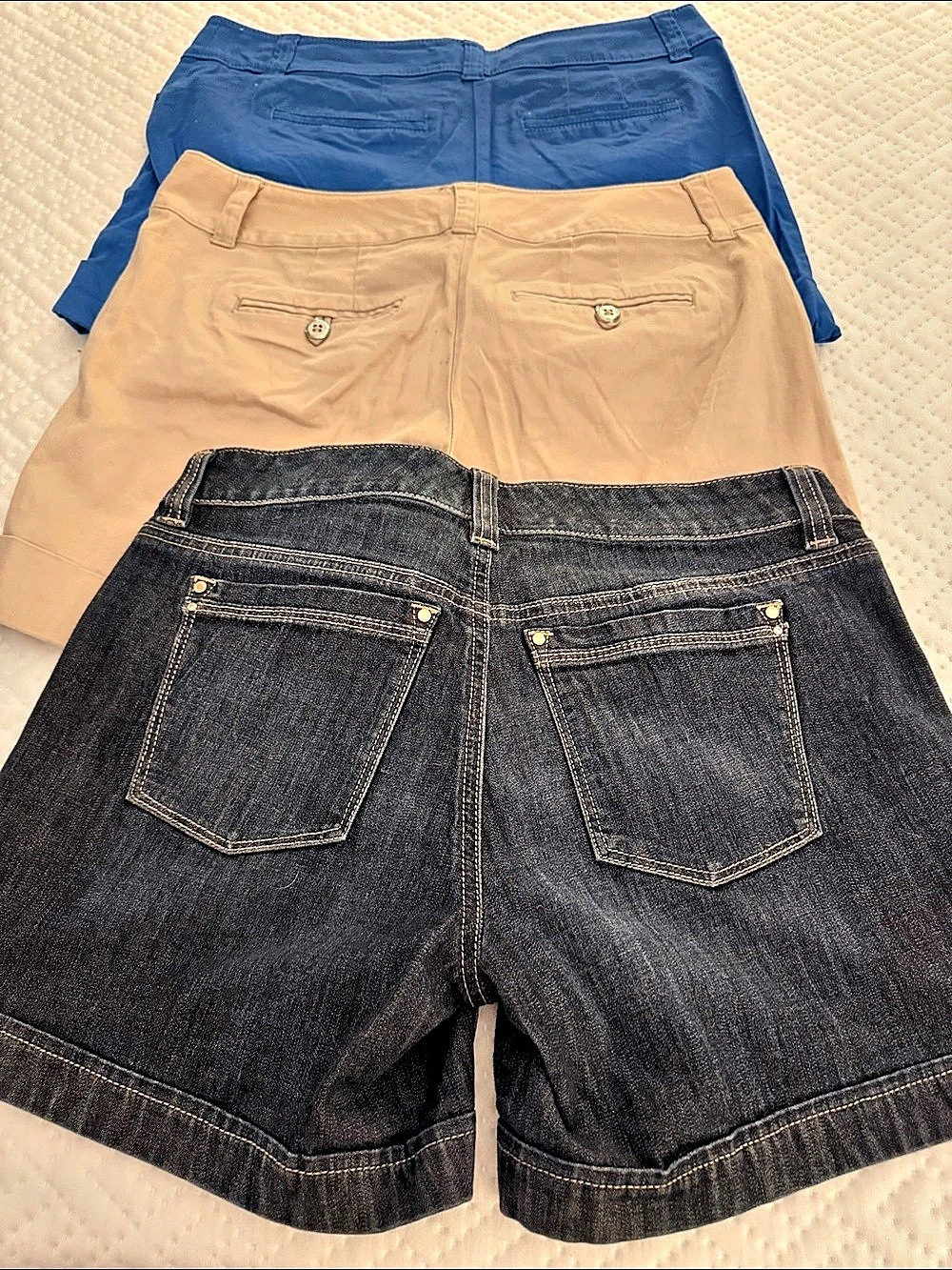 White House Black Market The 5" Cuffed Denim Short Women's Shorts 3-Piece Set